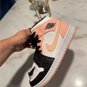 Jordan Women's Black and Peach Sneakers